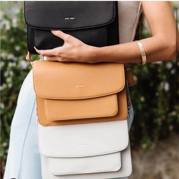Pixie Mood Handbags - 👜 PIXIE MOOD Zoe Crossbody Bag in Faux Tan Leather. Good Condition!